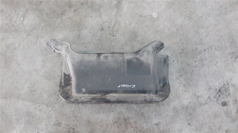 Ford Connect 2004-2008 Çıkma İntercool Kapağı