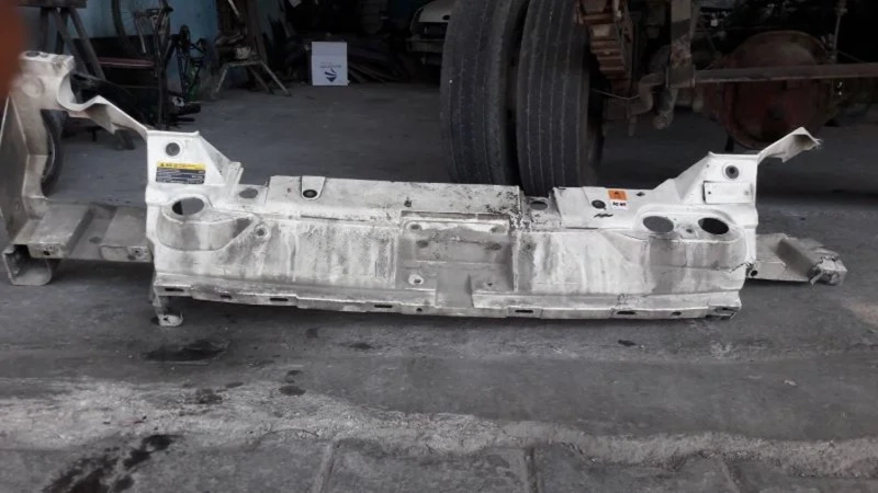 Ford Connect 2003 Çıkma Ön Panel