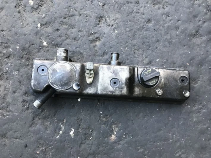 Ford Connect 2007 Çıkma Kırbüratör Kapağı