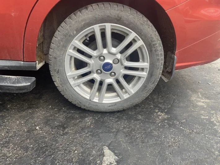 Ford Courier 2016 Çıkma Orjinal Çelik Jant Titanium Plus