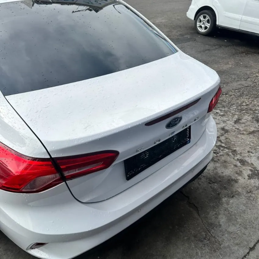 Ford Focus 4 Çıkma Arka Bagaj Kapağı