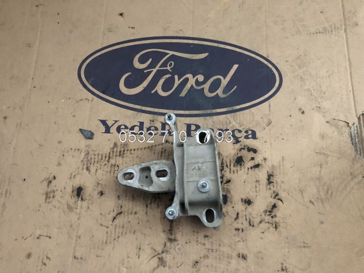 Ford Courier 2016 Çıkma Sağ Şanzuman Kulağı