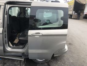 Ford Courier 2016 Çıkma Sol Sürgülü Kapı