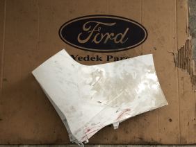 Ford Courier 2017 Çıkma Sağ Arka Çamurluk