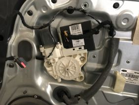 Ford Focus 2011 Çıkma Cam Motor Modül